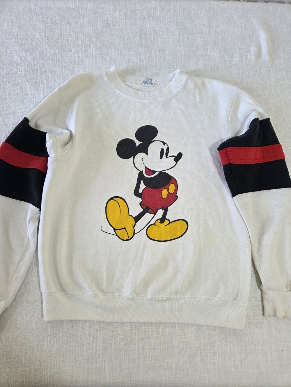 Vintage White Mickey Mouse Graphic Crewneck Sweatshirt Black Red Stripes Large